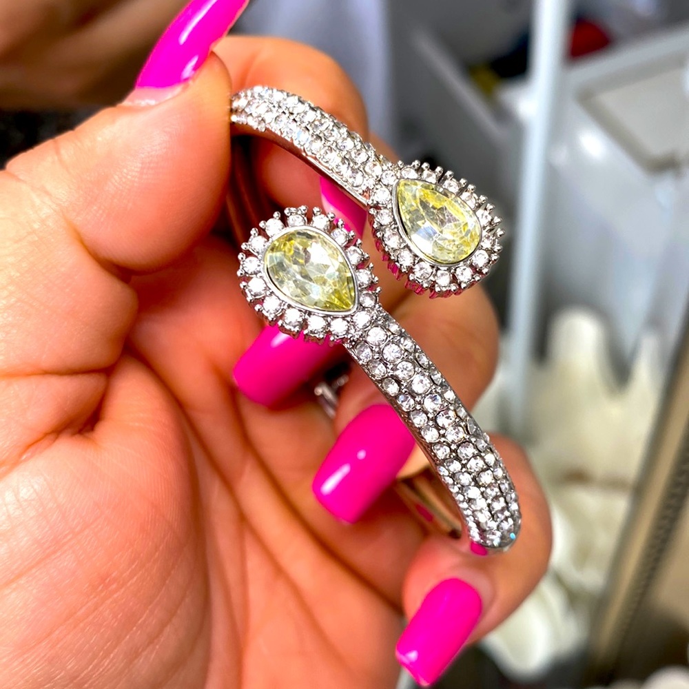 Women Bracelet